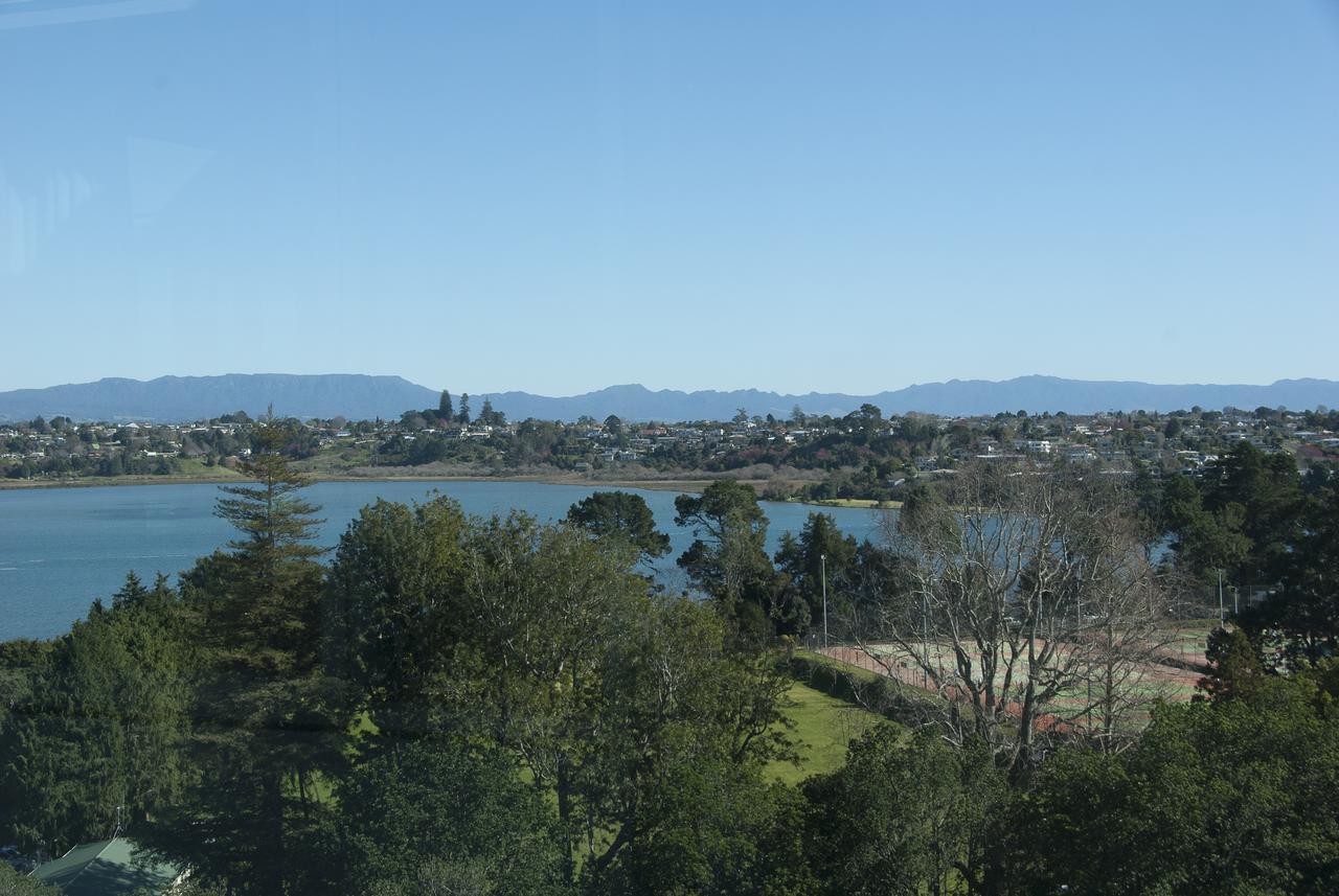 Top Of The Town Bed & Breakfast Tauranga Bagian luar foto