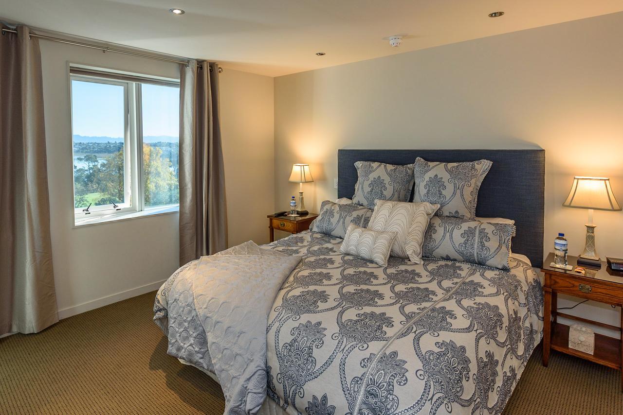 Top Of The Town Bed & Breakfast Tauranga Bagian luar foto
